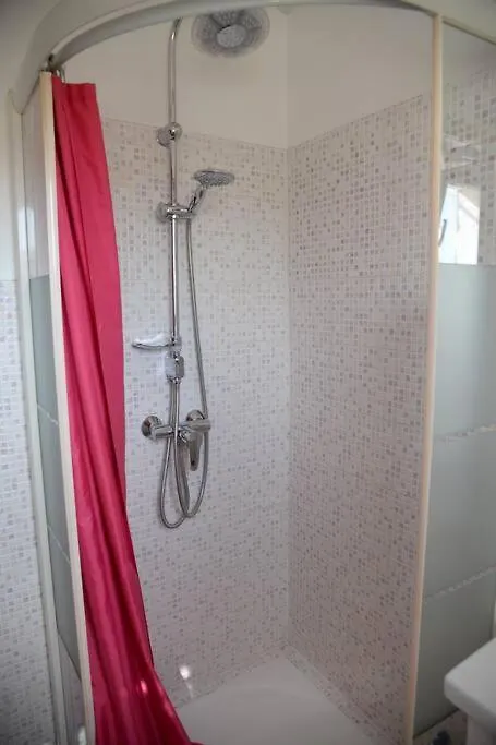 Bel Appartement En Haut De Villa Sanary-sur-Mer