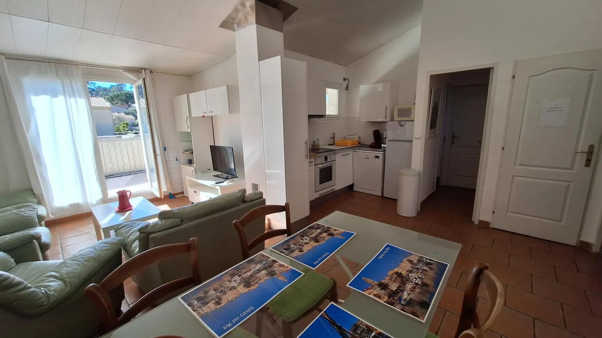 Bel Appartement En Haut De Villa Sanary-sur-Mer