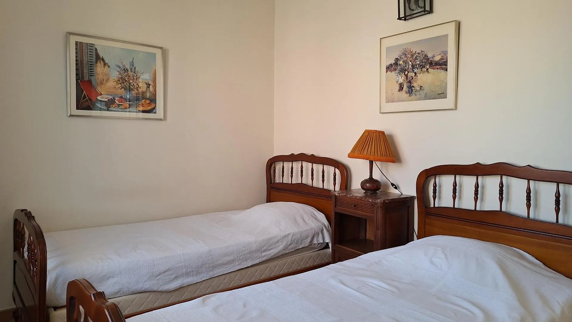 Bel Appartement En Haut De Villa Sanary-sur-Mer